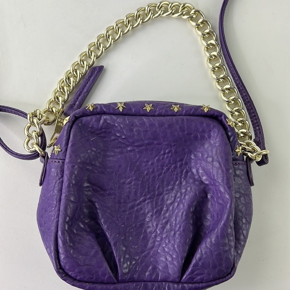 Steve Madden Purple Vegan Crossbody Purse Handbag with Gold Accents - Picture 3 of 6